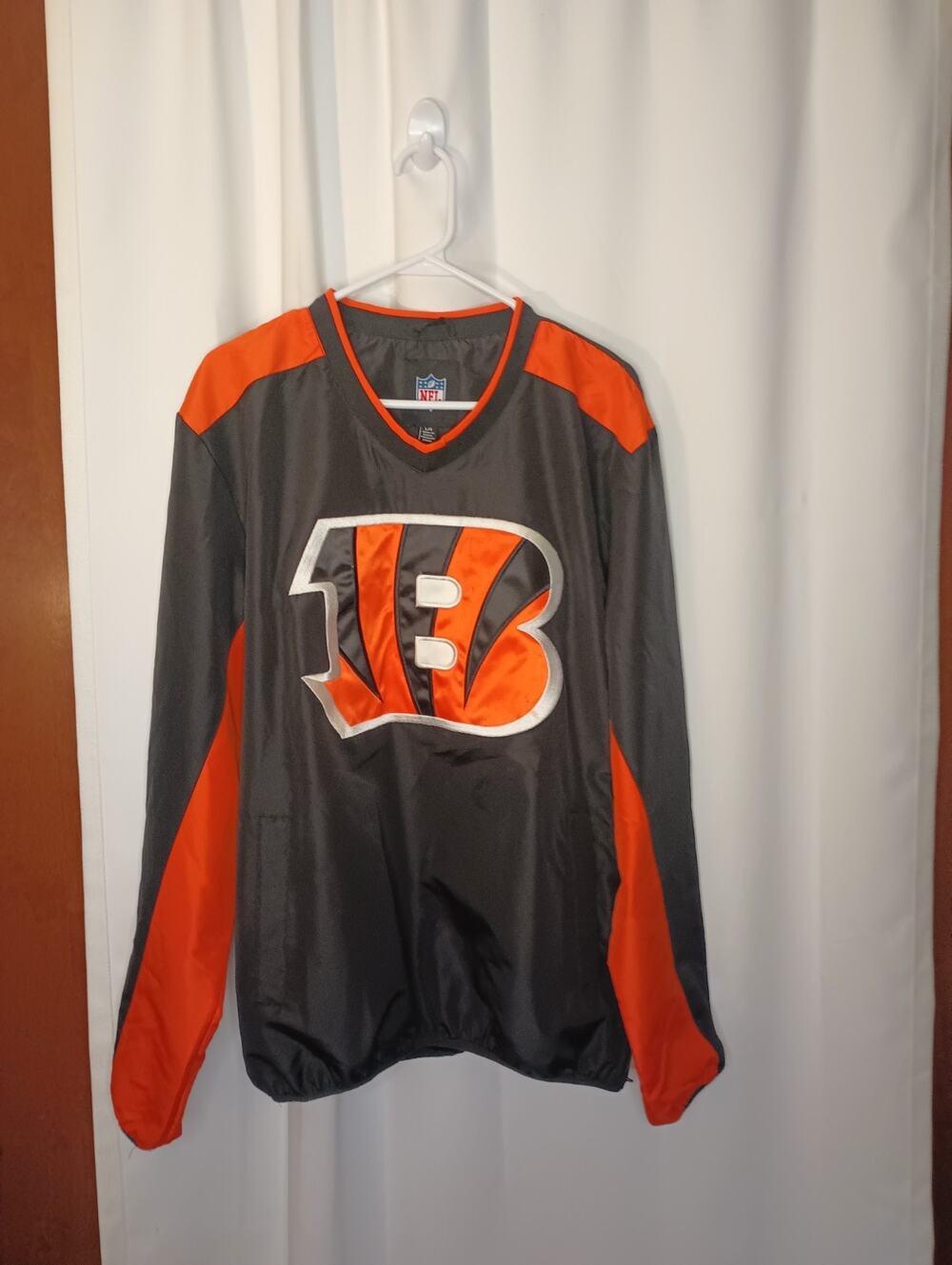 NFL Cincinnati Bengals Windbreaker Pullover Mens L Black Orange B Logo Game Day